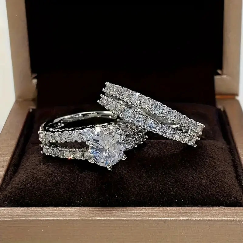 Eternal Radiance Ring Set | Gold