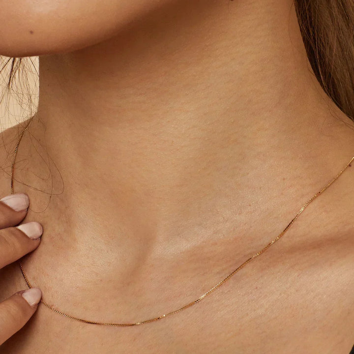 Bodega Box Necklace | Gold
